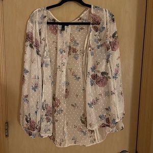 TORRID IVORY FLORAL CHIFFON KIMONO